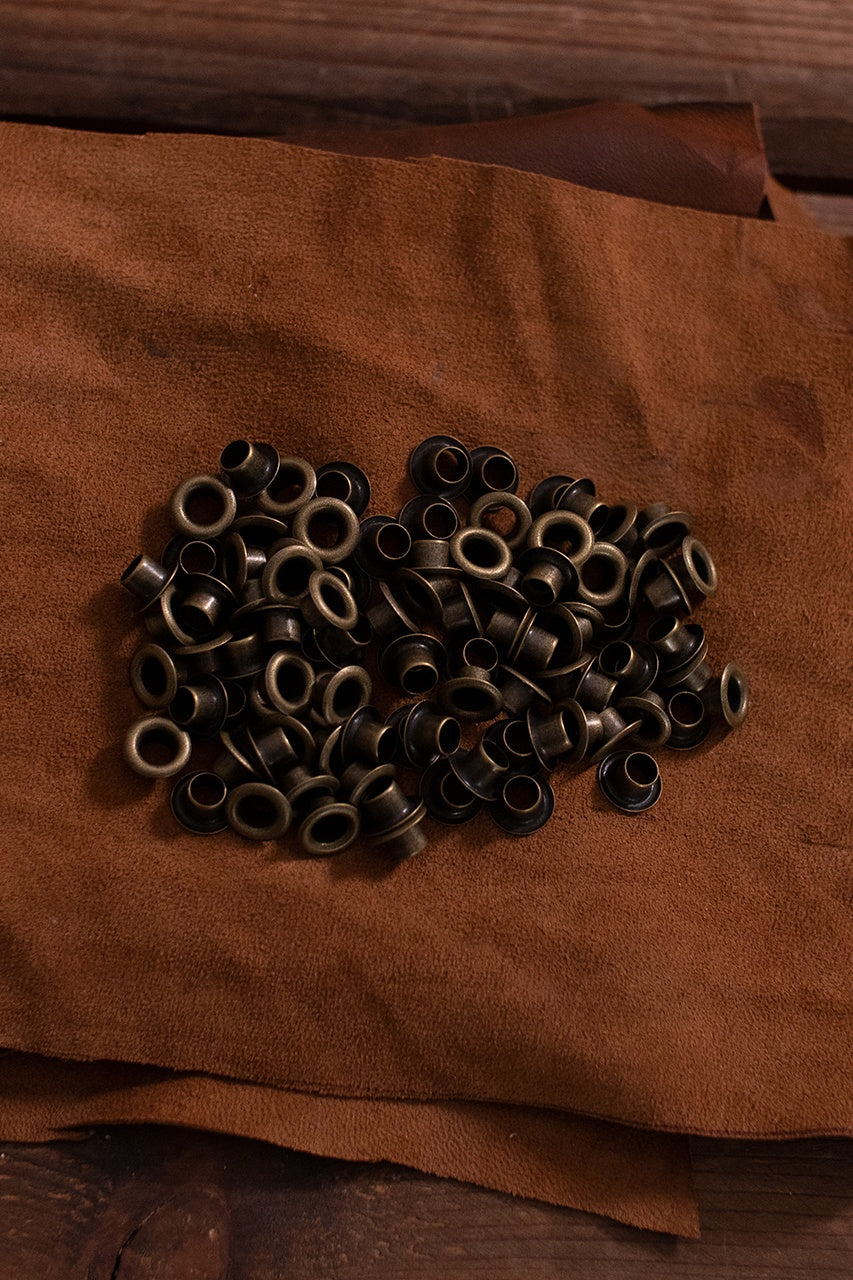 Eyelet Shaft D:6,7 mm; L:4,8 mm; U:11,5 mm Iron/Brass Antique