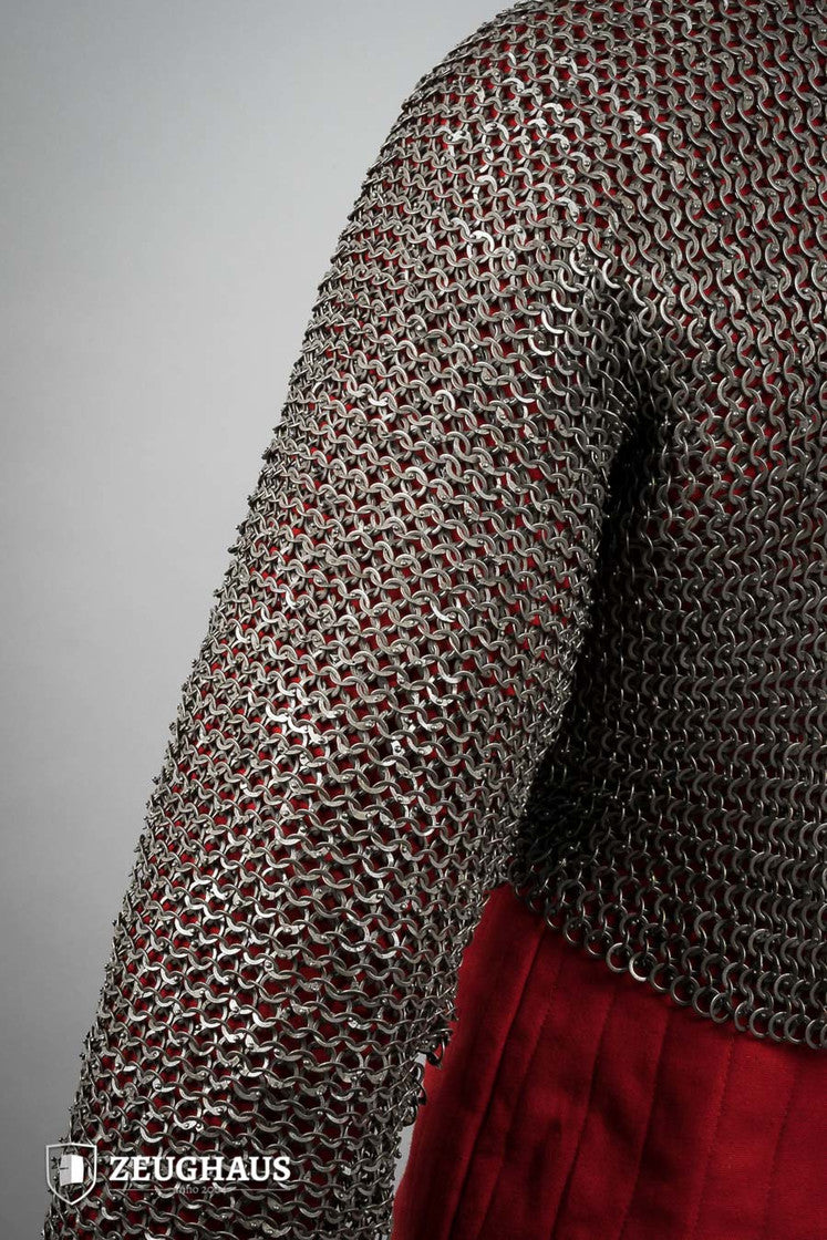 Flatring Riveted Chainmail long sleeves 9 mm Oiled Steel B-Stock