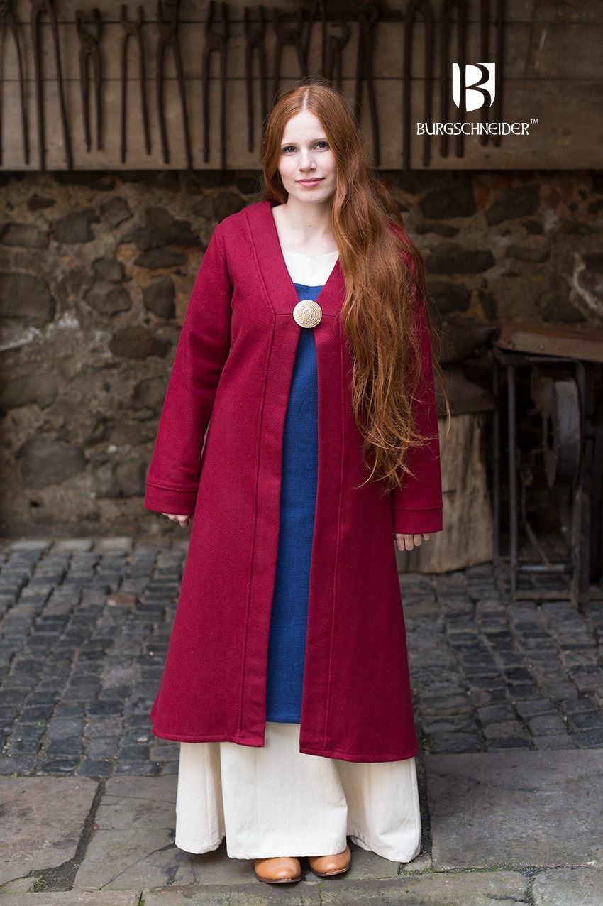 Birka Coat Aslaug - Wool Red