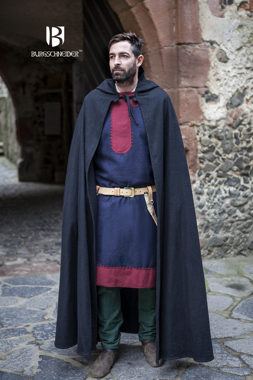 NUMJAW Medieval Cloak with Hood