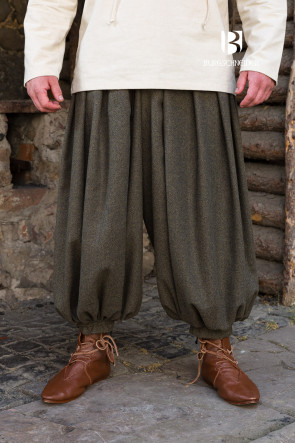 Early Medieval Rus/Viking Wool Trousers (madder red) – Larva