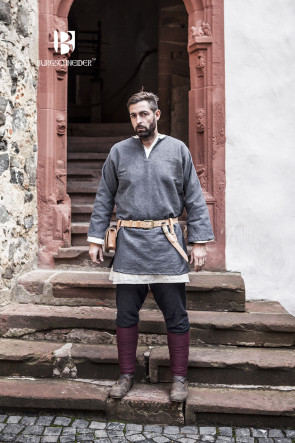 Medieval Garment Set with germanic Thorsbergpants, Undertunic and Tunic in different Colors